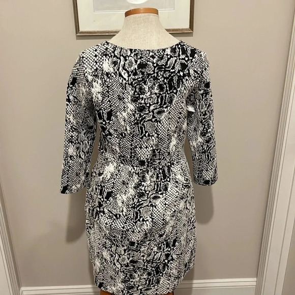 Anthropologie HD In Paris - Faux Wrap Cobra Jacquard Knit Dress - Size Medium - Picture 5 of 9